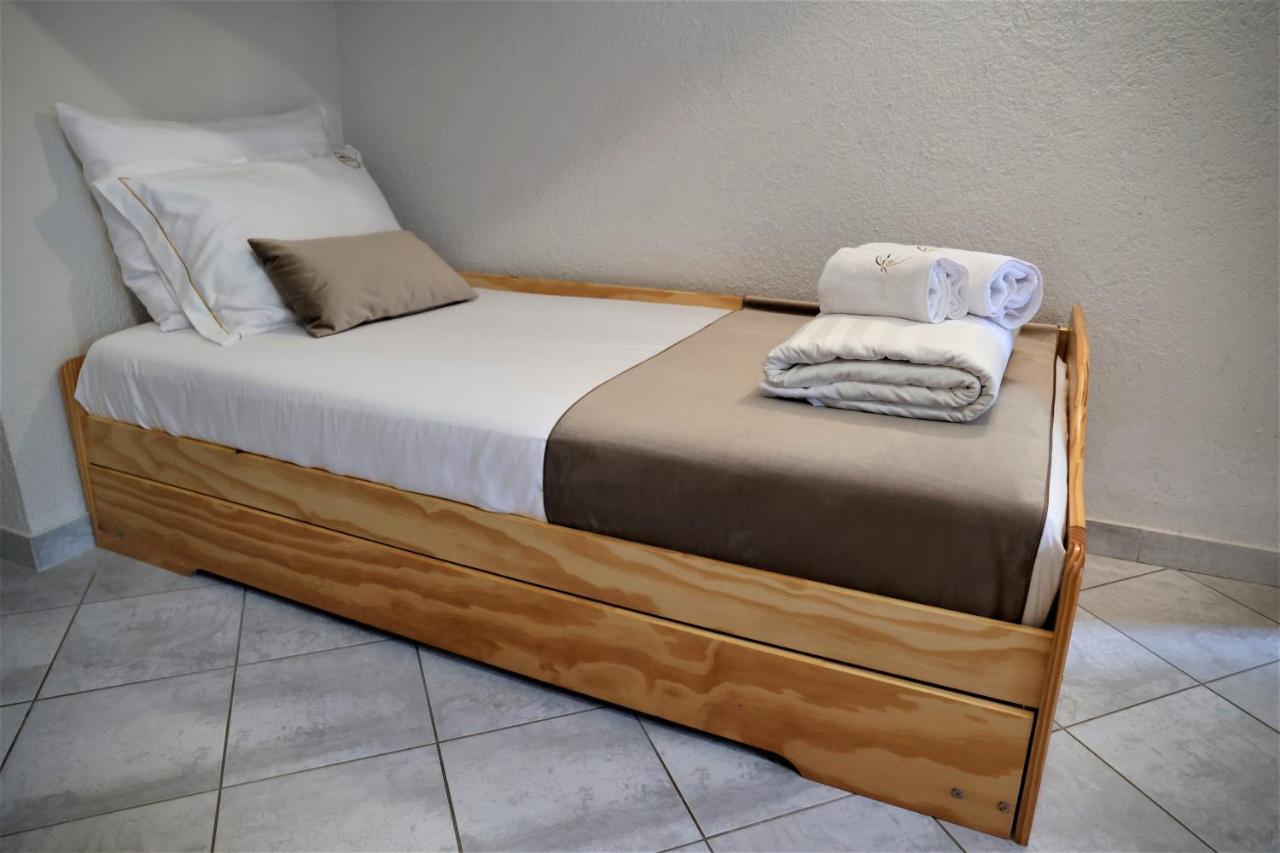 Guesthouse Idila Pod Nanosom Senozece Ngoại thất bức ảnh