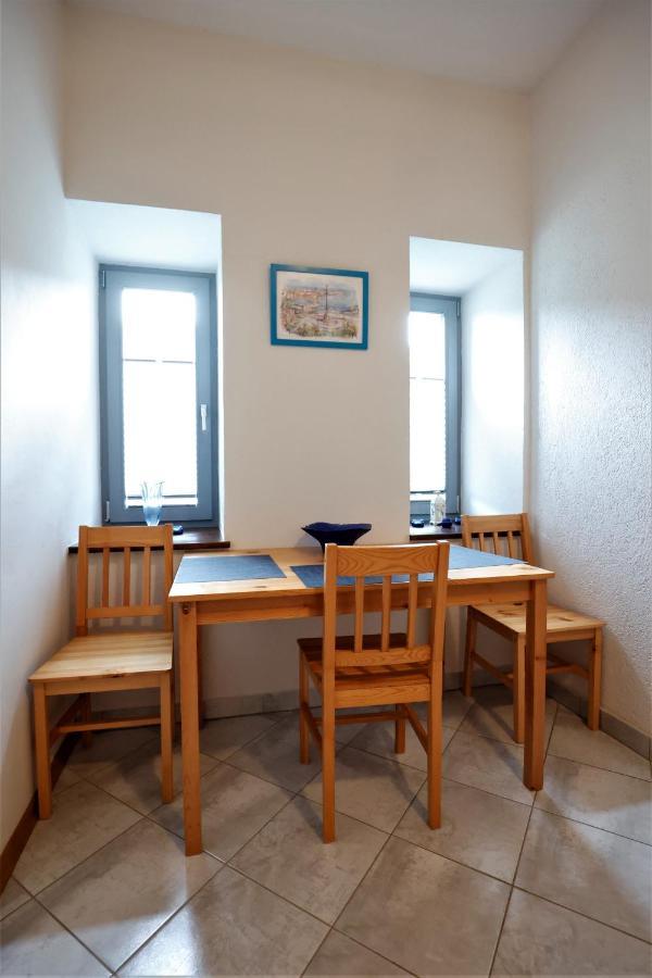 Guesthouse Idila Pod Nanosom Senozece Ngoại thất bức ảnh